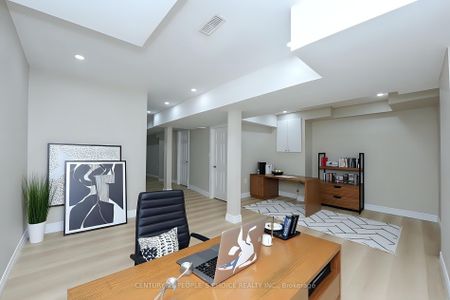 For Lease - 18 Cohoe Street, Brampton, Ontario - Photo 4