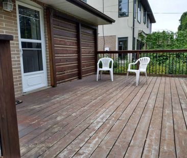 For Lease - 377 East Avenue, Toronto, Ontario - Photo 2