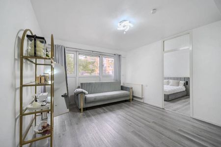 1 bedroom flat to rent - Photo 4