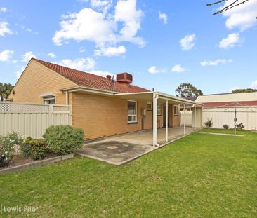 Charming Neat & Tidy Solid Brick Home - Photo 5