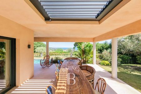 LOCATION SAISONNIÈRE - SAINTE-MAXIME - VILLA MODERNE VUE MER - 5 CHAMBRES - Photo 3