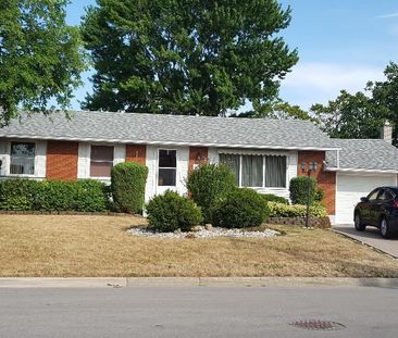 For Lease - 408 Kerman Avenue, Grimsby, Ontario - Photo 2