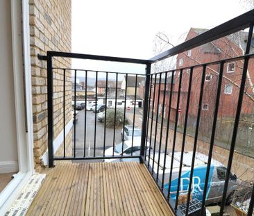 2 bedroom apartment to rent - Photo 6