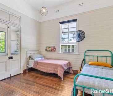 Charming 3-Bedroom Elevated Home for Rent - Photo 2