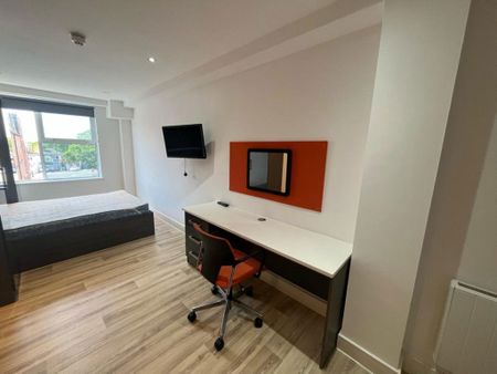 Flat 13,, Andromeda House, Southampton Street - Photo 2