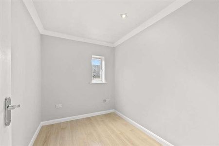 High Street, Epping, CM16 - Photo 3