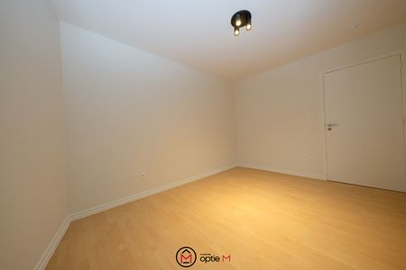 APPARTEMENT OP HET EERSTE VERDIEP MET VEEL LICHTINVAL IN BILZEN - Foto 5