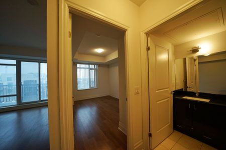 For Lease - 151 Upper Duke Crescent Unit# 1001, Markham, Ontario - Photo 2