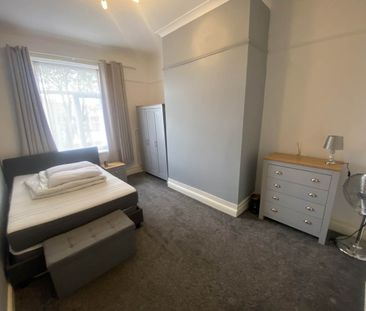 Victoria Road (room 4), Morley, Leeds - Photo 4