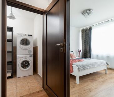 Mieszkanie do wynajęcia 3 pokoje Eliasza Radzikowskiego, Kraków 70 m² - Zdjęcie 3