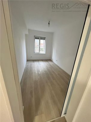Apartament 3 camere nemobilat, Centru Civic - Fotografie 1