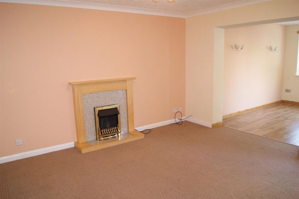 Dimple Gardens, Ossett - Photo 1