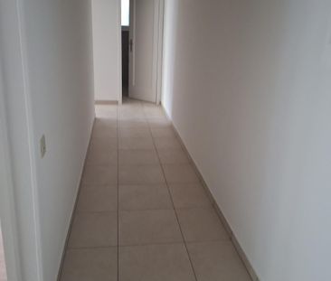 A louer, 2 pièces, Grenier 20, La Chaux-de-Fonds - Photo 2