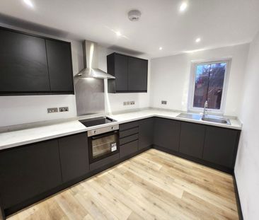 200 Stourbridge Road, Stourbridge, DY9 7BU - Photo 6