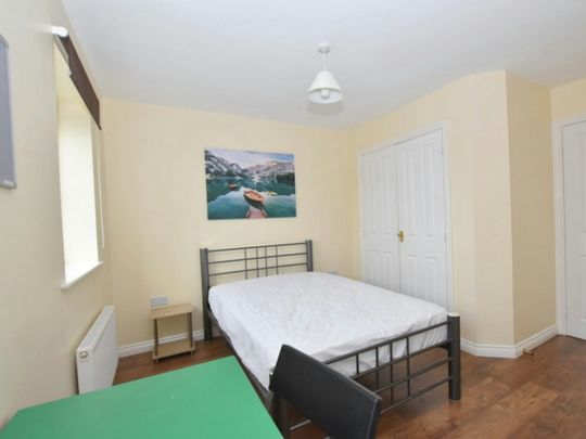 Semi-detached house to rent on - Photo 1