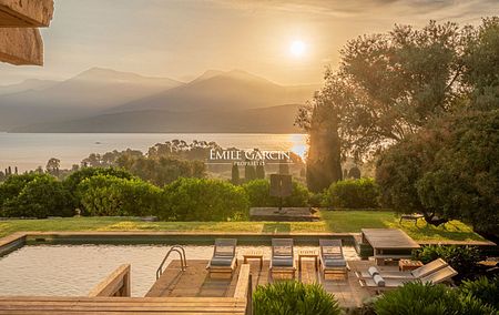 Superbe propriété à louer en Haute Corse - Golfe de Saint Florent, Tennis. - Photo 2