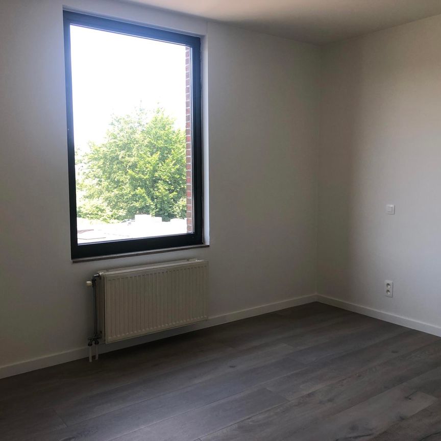 Gerenoveerd appartement te huur op de tweede verdieping in het centrum van Schilde! - Foto 1