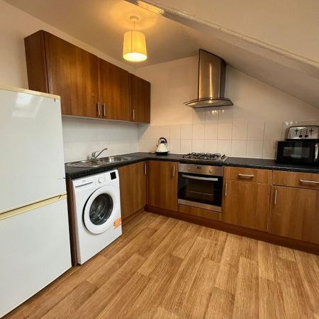 Woodland Terrace, Flat 6, Plymouth - Photo 3