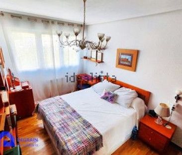 Alquiler de piso en Calle Armando Collar - Photo 6