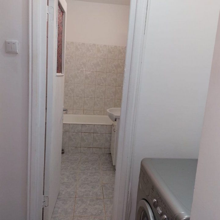 Stadion, str. Primaverii - apartament cu 2 camere și centrala proprie - Photo 1