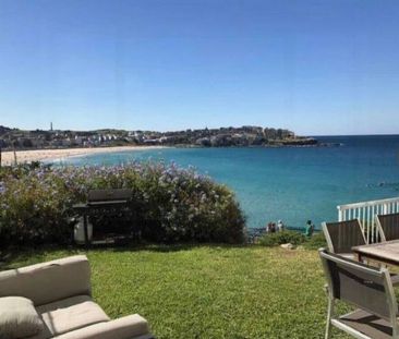 Bondi Beach - Photo 4