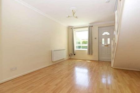 Two Mile Ash - Bedroom House With Garden, MK8 - Photo 2