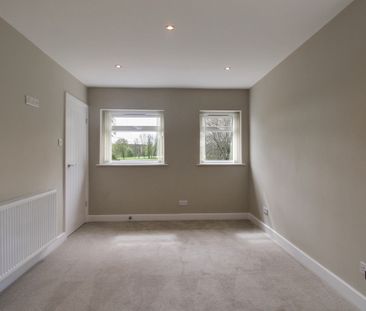 Leicester Road, Hinckley - Photo 1