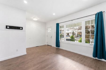 For Lease - 103 Case Street, Hamilton, Ontario - Photo 5