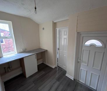 3 bedroom flat to rent - Photo 5