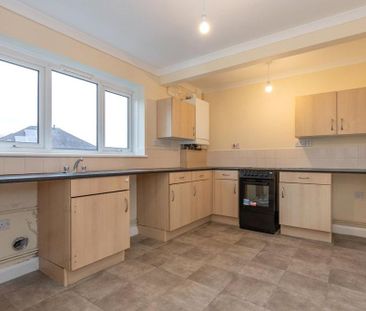 2 bedroom semi-detached house to rent - Photo 5