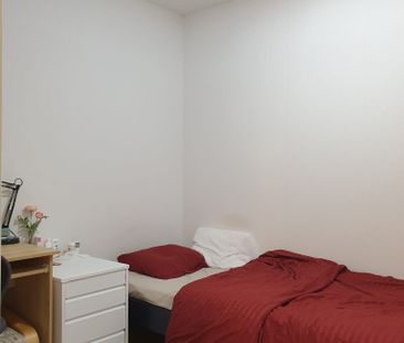 Drottning Kristinas Esplanad, Solna - Photo 5