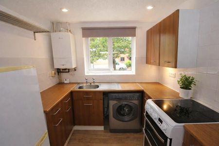 1 bedroom terraced house to rent - Photo 5