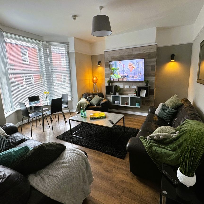 7 Bed Terraced House, Ramilies Road, L18 - Photo 1