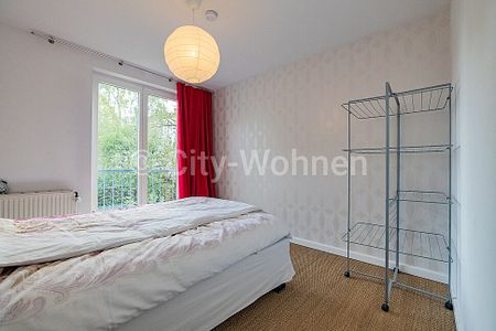 Charmante 2 Zimmer Wohnung mit Balkon und Holzboden im Herzen von Hamburg-Ottensen - Photo 3