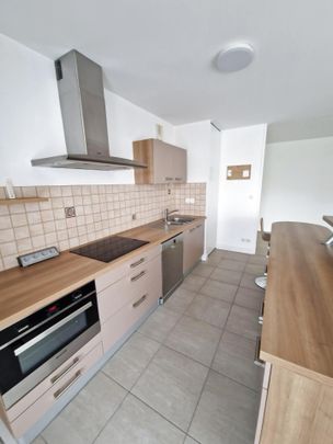 Location Appartement 3 pièces 70m² LA ROCHE SUR YON 85000 - Photo 1