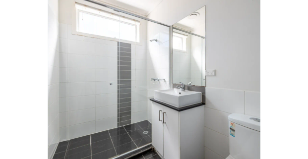 Modern, spacious two - bedroom home! - Photo 1