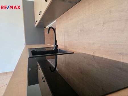 Pronájem bytu 2+1 v osobním vlastnictví 65 m², Teplice - Fotografie 3