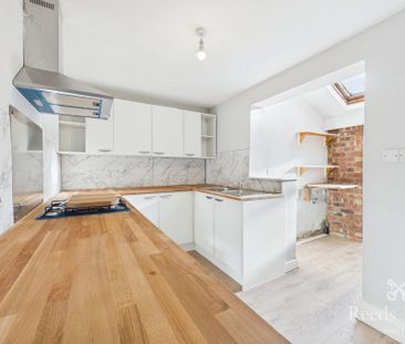2 bedroom terraced house to rent - Photo 5