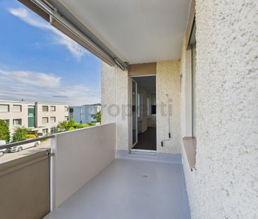 Erstbezug nach Sanierung in Bronschhofen - 2.5-Zimmer-Wohnung mit B... - Photo 1