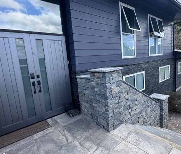 Fully furnished home -rent includes all utilities - Photo 2