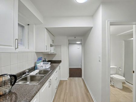 For Lease - 19 Verona Place Unit# Ground Floor, Hamilton, Ontario - Photo 2