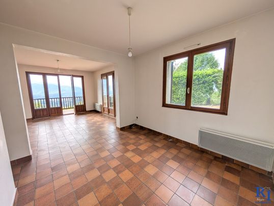 Location Maison 5 pièces 95m² CORENC 38700 - Photo 1