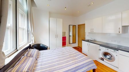 Studio to rent - Photo 2