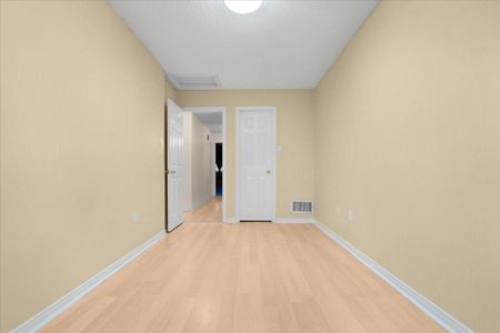 For Lease - 6581 Song Bird Crescent Unit# (Upper), Mississauga, Ontario - Photo 5