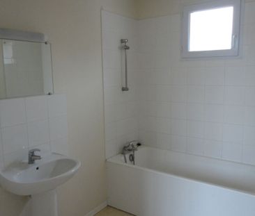 Location Maison 4 pièces 96m² - Photo 5
