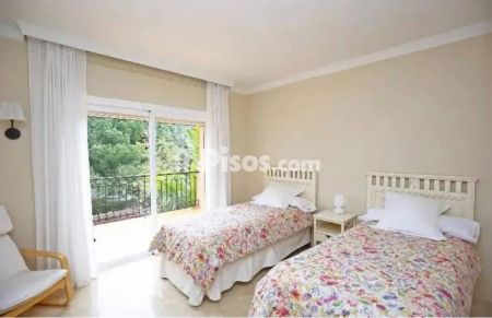 Chalet en alquiler en Estepona - Photo 3