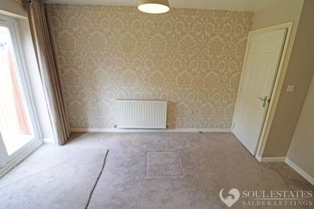 3 bedroom semi-detached house to rent - Photo 4