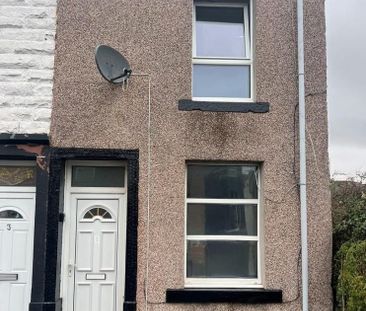 2 bedroom terraced house to rent - Photo 4
