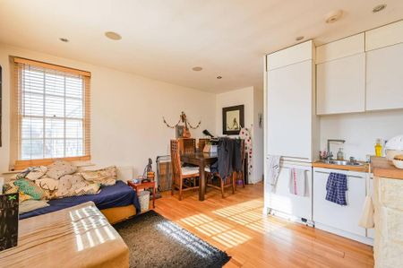 1 bedroom flat to rent - Photo 4