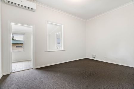 39 York Street, East Gosford, NSW 2250 - Photo 4